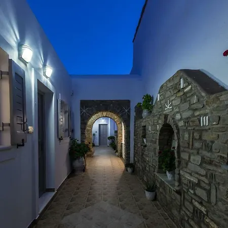 Joseph 3* Naoussa
