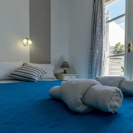 Joseph Naousa (Paros)